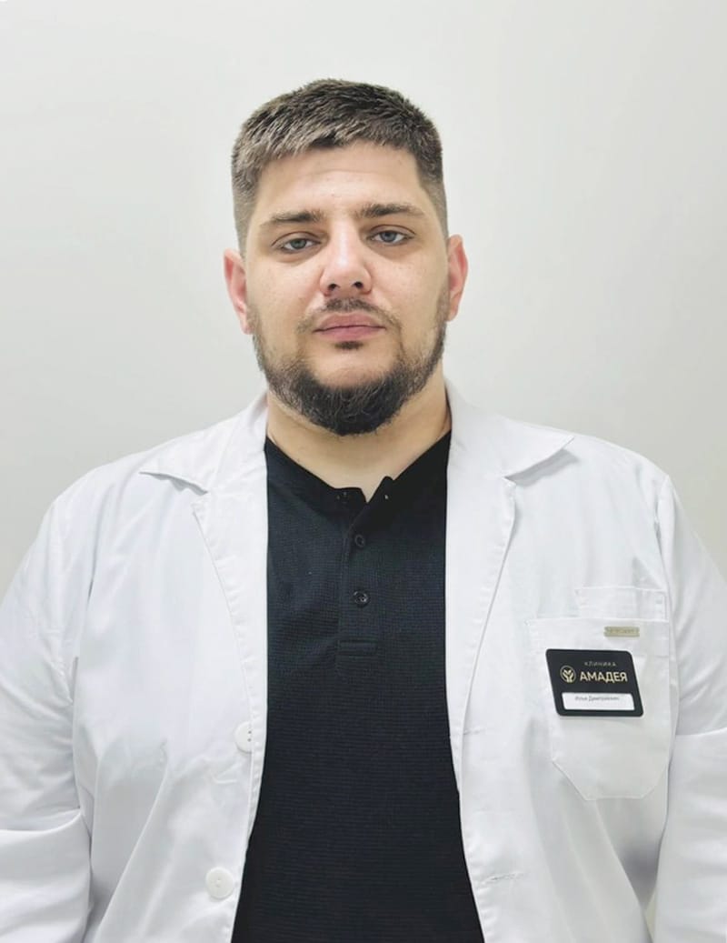 Врач Лаврентьев Илья